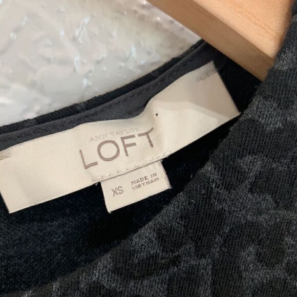 Loft Leopard Print Jacquard Fabric Dress Short sleeves exposed back zipper - Picture 6 of 8